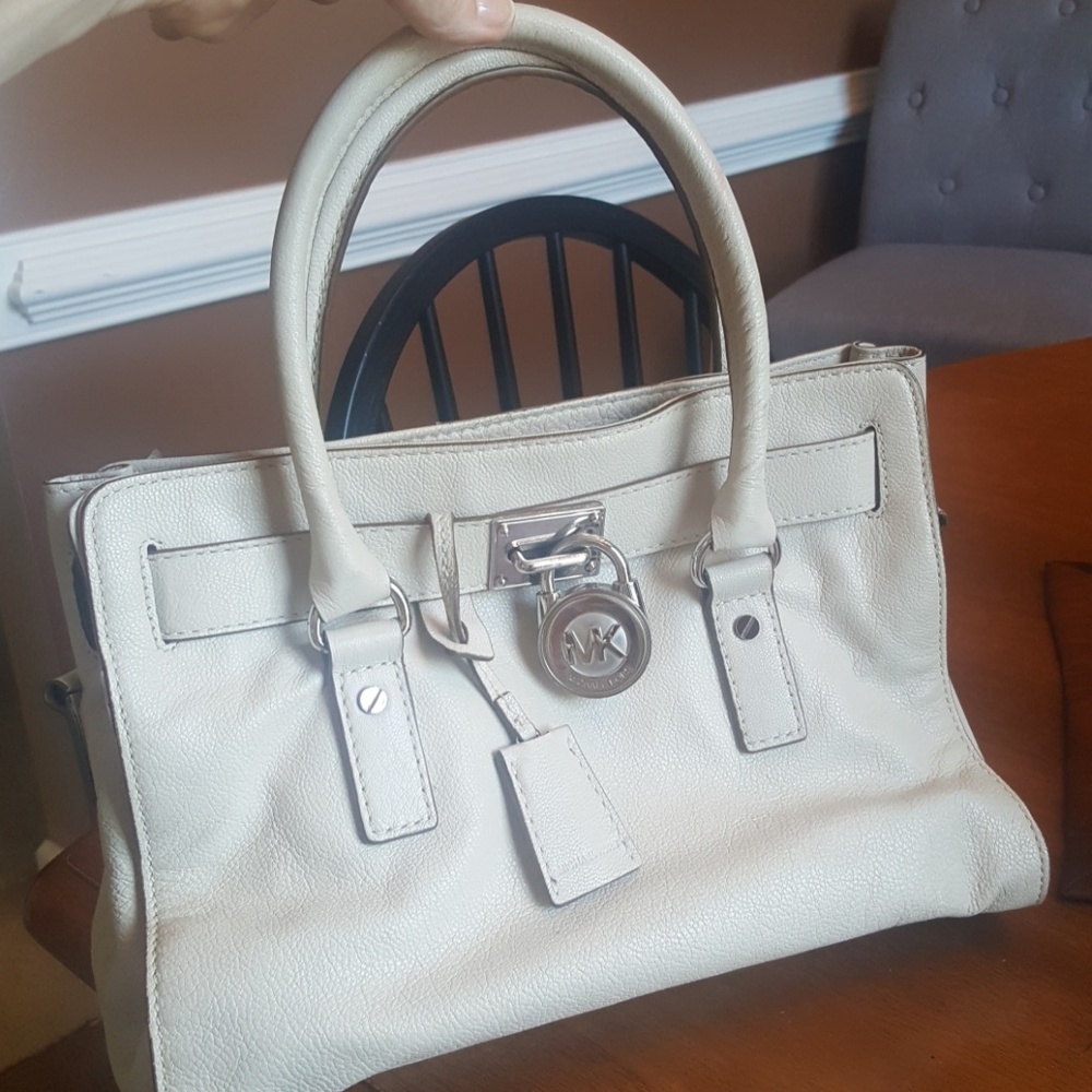 Michael Kors Leather bag